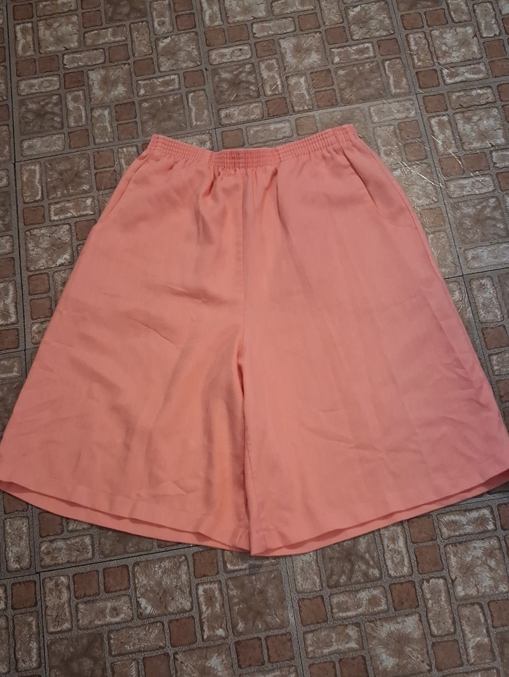 Women's Coral Culottes Shorts Side Pockets Size Small Vintage